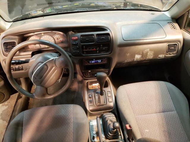 Photo 8 from auction – 2000 CHEVROLET TRACKER with VIN 2CNBJ13CXY6908441