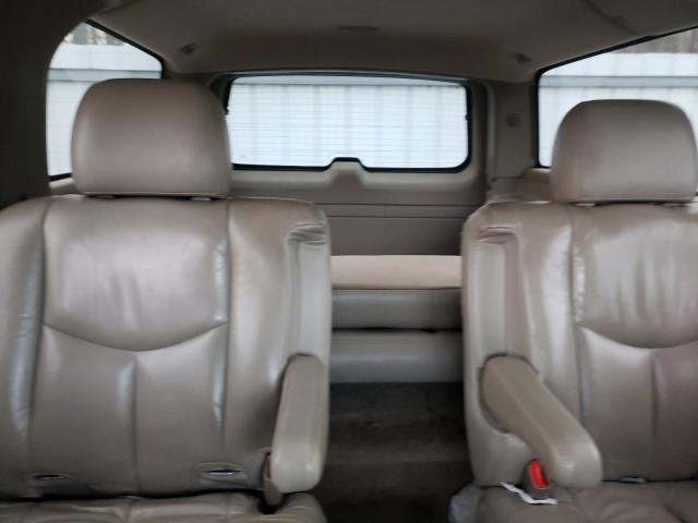 Photo 10 from auction – 2003 CHEVROLET SUBURBAN K with VIN 3GNFK16Z33G256947