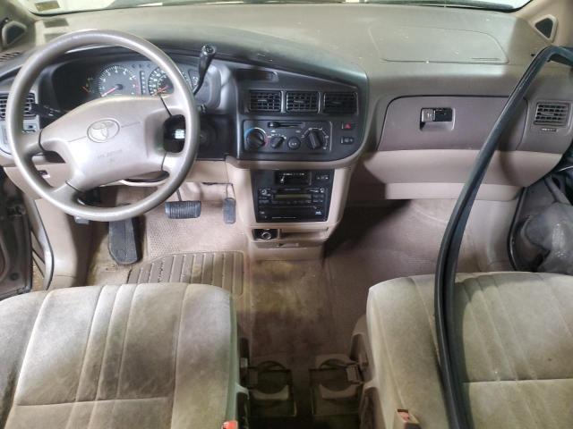 Photo 8 from auction – 1998 TOYOTA SIENNA LE with VIN 4T3ZF13C8WU021054