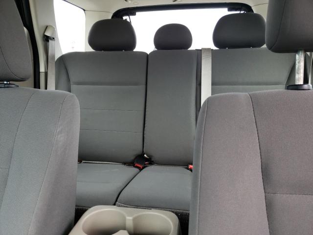Photo 10 from auction – 2009 FORD ESCAPE XLS with VIN 1FMCU92749KB19361