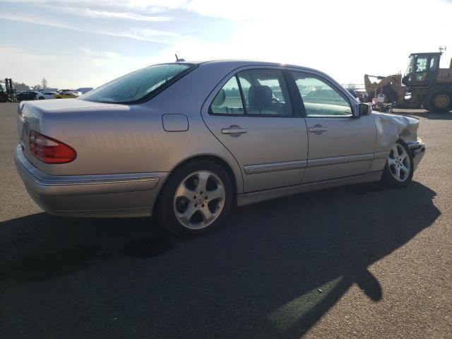 Photo 3 from auction – 2002 MERCEDES-BENZ E 320 with VIN WDBJF65J82B482620