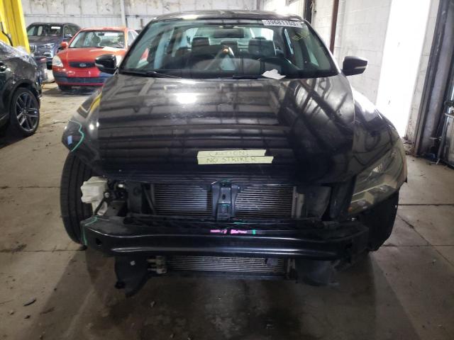 Photo 5 from auction – 2015 VOLKSWAGEN PASSAT SE with VIN 1VWBT7A34FC032116