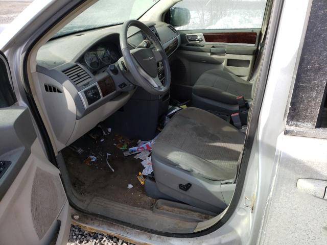 Photo 7 from auction – 2010 CHRYSLER TOWN & COU with VIN 2A4RR5D13AR252632