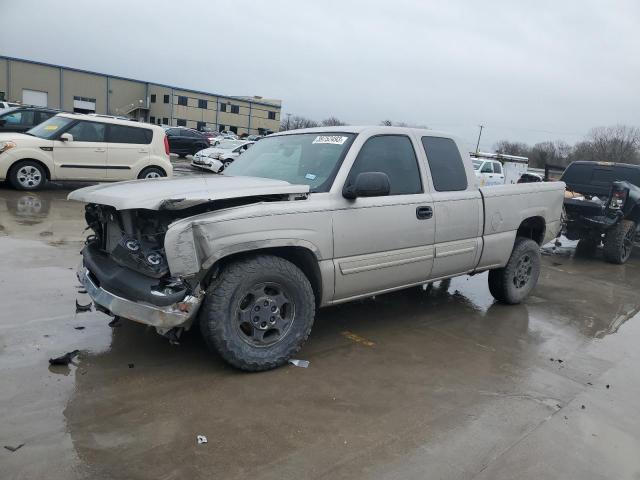 CHEVROLET SILVERADO 2004 with VIN 2GCEC19V841372102 - Photo from auction
