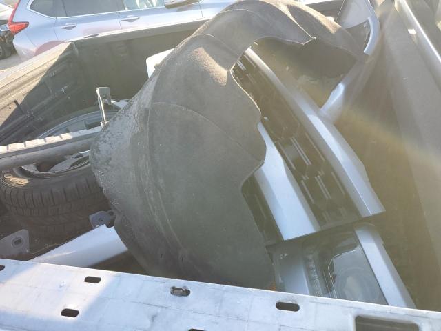 Photo 12 from auction – 2018 CHEVROLET SILVERADO with VIN 3GCPCPEC2JG293043