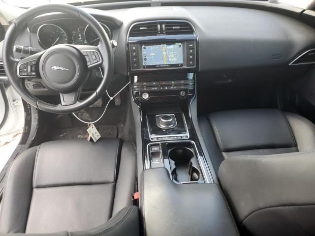 Photo 8 from auction – 2018 JAGUAR XE with VIN SAJAR4FX8JCP33226