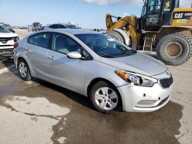 Photo 4 from auction – 2016 KIA FORTE LX with VIN KNAFK4A60G5487225