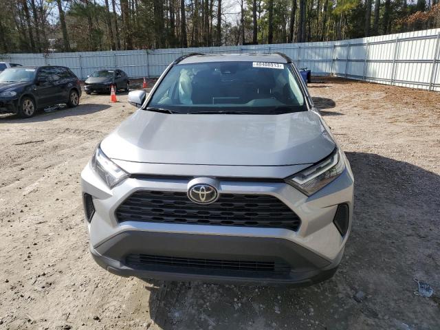 Photo 5 from auction – 2022 TOYOTA RAV4 XLE with VIN 2T3W1RFV4NW201403