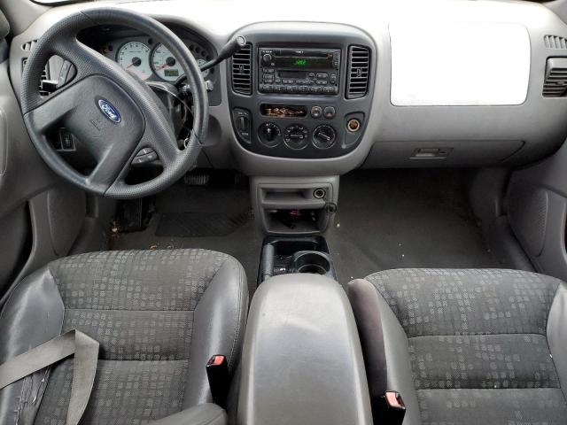 Photo 8 from auction – 2002 FORD ESCAPE XLS with VIN 1FMYU02172KB65205