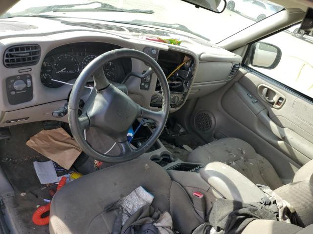 Photo 8 from auction – 2004 CHEVROLET BLAZER with VIN 1GNDT13X04K153325