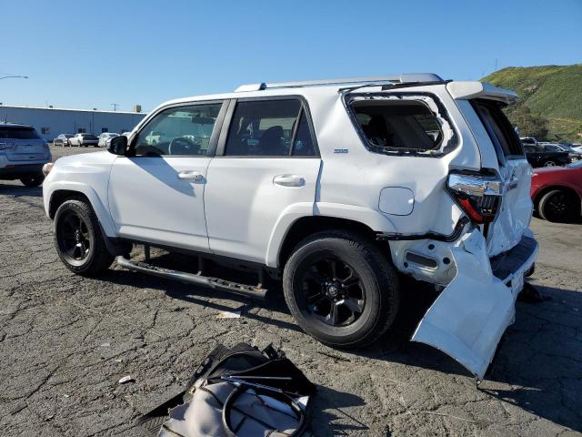Photo 2 from auction – 2016 TOYOTA 4RUNNER SR with VIN JTEZU5JR7G5124166