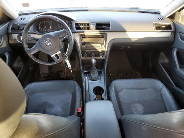 Photo 8 from auction – 2014 VOLKSWAGEN PASSAT S with VIN 1VWAT7A32EC032948