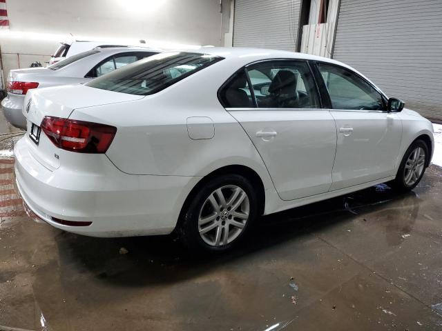 Photo 3 from auction – 2017 VOLKSWAGEN JETTA S with VIN 3VW2B7AJ5HM253596