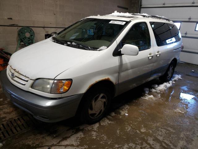 Photo 1 from auction – 2002 TOYOTA SIENNA LE with VIN 4T3ZF13CX2U475302