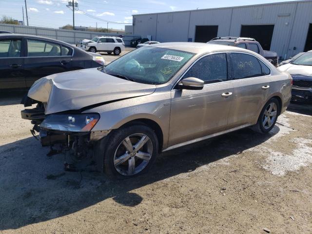 VOLKSWAGEN PASSAT S 2015 with VIN 1VWAT7A30FC099016 - Photo from auction