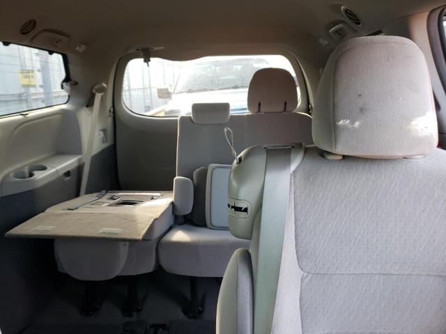 Photo 10 from auction – 2015 TOYOTA SIENNA LE with VIN 5TDKK3DC6FS645671