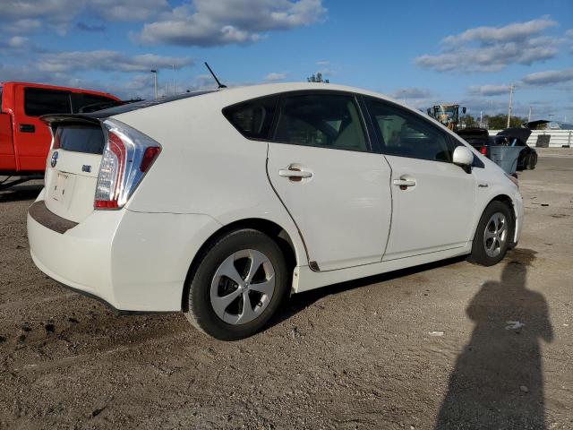 Photo 3 from auction – 2013 TOYOTA PRIUS with VIN JTDKN3DU2D5546221