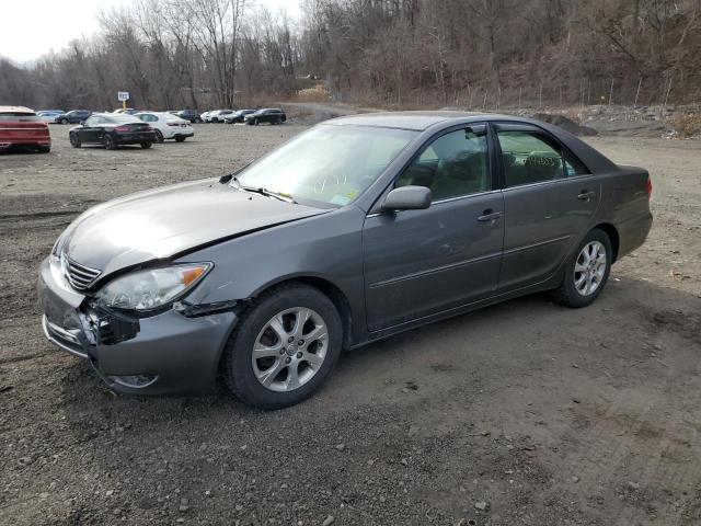 TOYOTA CAMRY LE 2005 with VIN 4T1BE30K65U988734 - Photo from auction