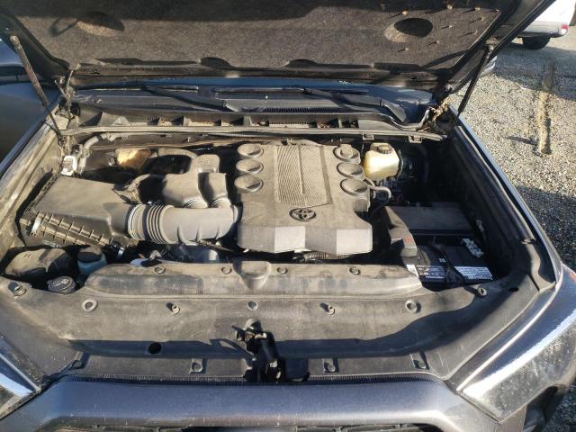 Photo 12 from auction – 2019 TOYOTA 4RUNNER SR with VIN JTEBU5JR2K5632295