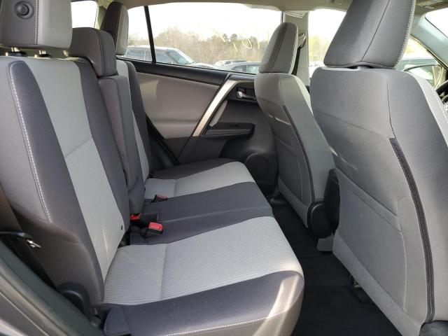 Photo 11 from auction – 2015 TOYOTA RAV4 XLE with VIN JTMWFREV4FD065839