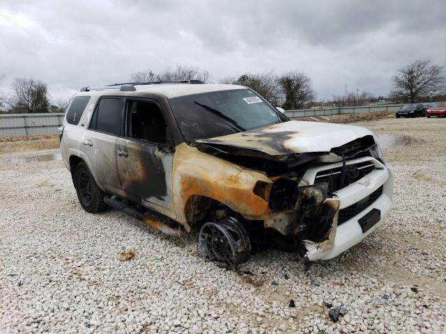 Photo 4 from auction – 2022 TOYOTA 4RUNNER SR with VIN JTEMU5JR2N6033680