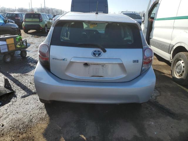 Photo 6 from auction – 2013 TOYOTA PRIUS C with VIN JTDKDTB30D1537635