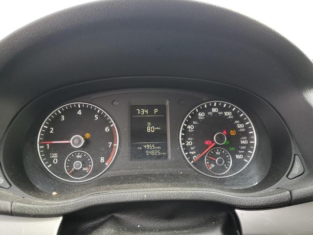 Photo 9 from auction – 2014 VOLKSWAGEN PASSAT S with VIN 1VWAS7A34EC048331