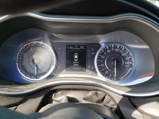 Photo 9 from auction – 2015 CHRYSLER 200 LIMITE with VIN 1C3CCCAB9FN649057