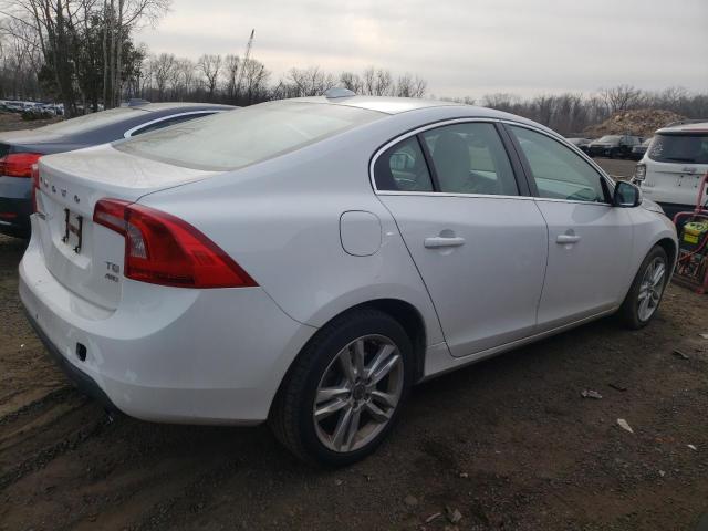 Photo 3 from auction – 2011 VOLVO S60 T6 with VIN YV1902FH8B2009174