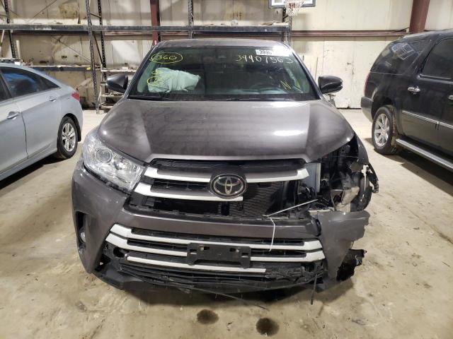 Photo 5 from auction – 2019 TOYOTA HIGHLANDER with VIN 5TDBZRFH1KS941697