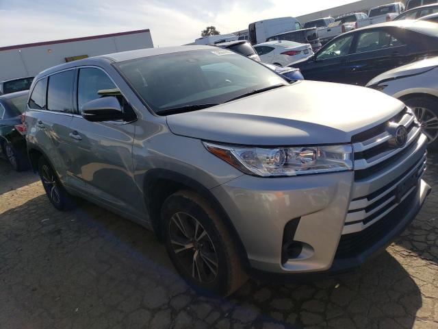 Photo 4 from auction – 2017 TOYOTA HIGHLANDER with VIN 5TDBZRFH9HS441831