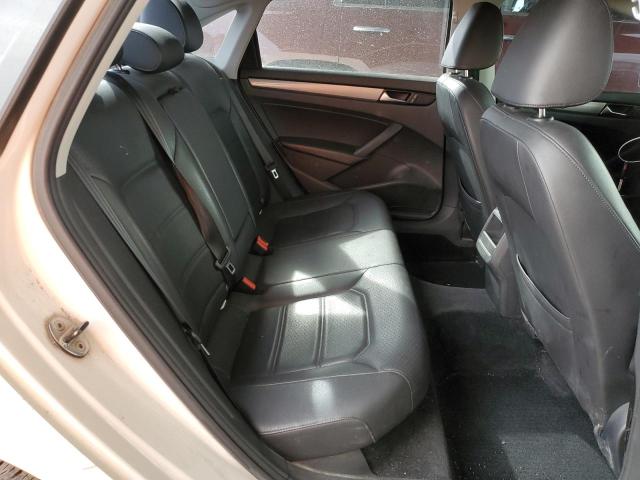 Photo 10 from auction – 2014 VOLKSWAGEN PASSAT S with VIN 1VWAT7A33EC083956