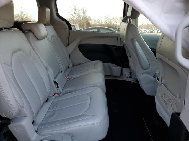 Photo 11 from auction – 2017 CHRYSLER PACIFICA T with VIN 2C4RC1BGXHR752093
