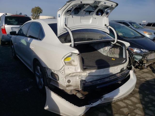Photo 2 from auction – 2014 VOLKSWAGEN PASSAT SE with VIN 1VWBP7A38EC005875