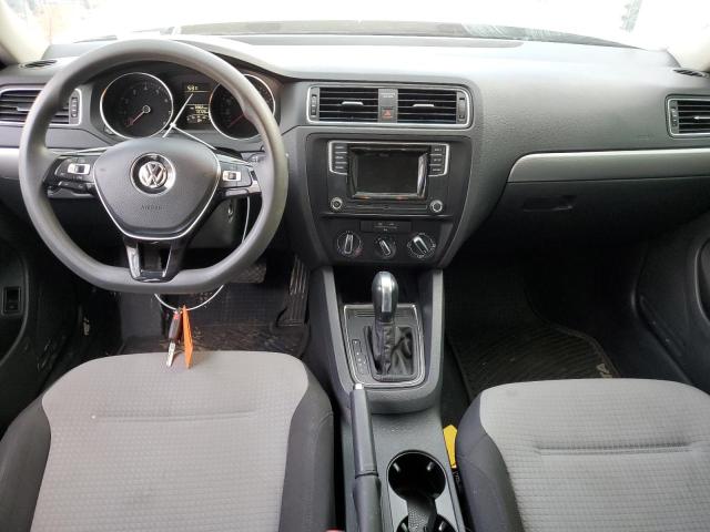 Photo 8 from auction – 2017 VOLKSWAGEN JETTA S with VIN 3VW2B7AJ3HM200380