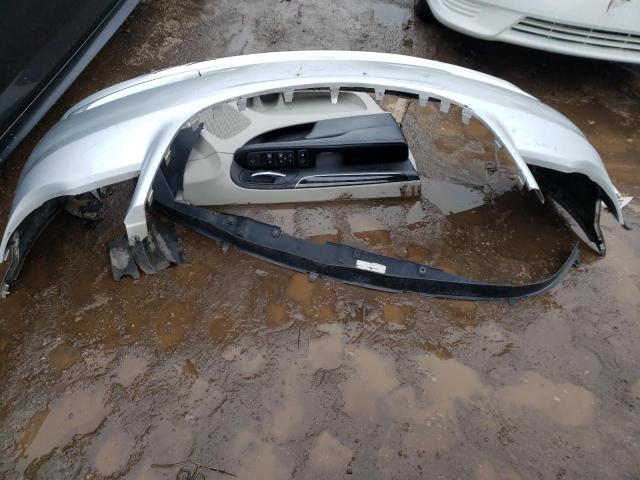 Photo 13 from auction – 2012 CHRYSLER TOWN & COU with VIN 2C4RC1BG0CR119028