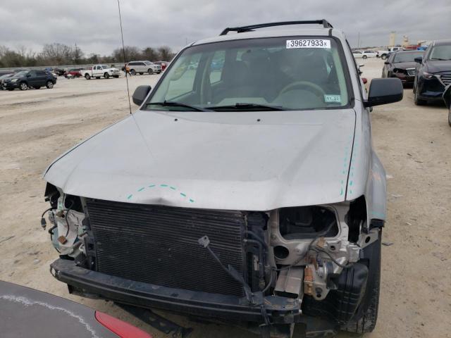 Photo 5 from auction – 2009 FORD ESCAPE XLS with VIN 1FMCU02739KB00814