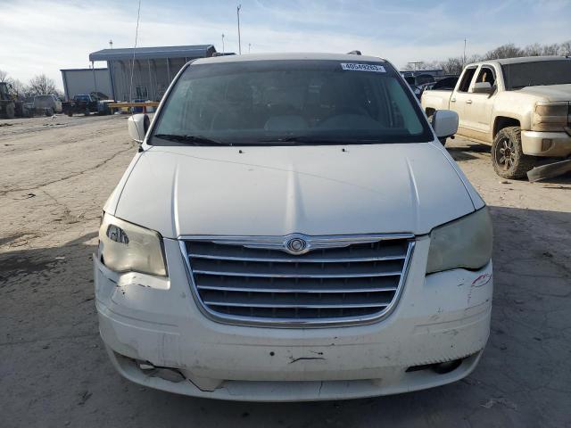 Photo 5 from auction – 2010 CHRYSLER TOWN & COU with VIN 2A4RR5D19AR278524