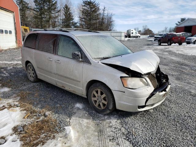 Photo 4 from auction – 2010 CHRYSLER TOWN & COU with VIN 2A4RR5D13AR252632
