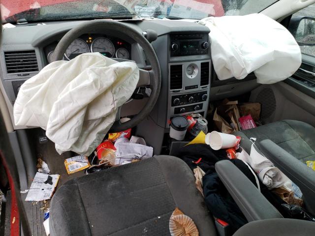 Photo 8 from auction – 2010 CHRYSLER TOWN & COU with VIN 2A4RR4DE5AR250281