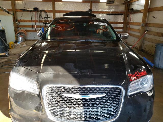 Photo 5 from auction – 2016 CHRYSLER 300 LIMITE with VIN 2C3CCAAG4GH295927