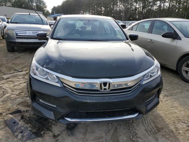 Photo 5 from auction – 2017 HONDA ACCORD EX with VIN 1HGCR2F78HA297948