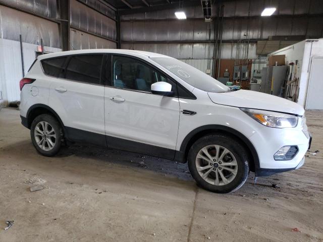 Photo 4 from auction – 2019 FORD ESCAPE SE with VIN 1FMCU9GD9KUA46870