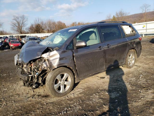 TOYOTA SIENNA LE 2015 with VIN 5TDKK3DC3FS601384 - Photo from auction