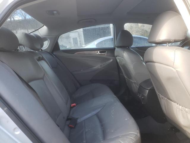 Photo 10 from auction – 2011 HYUNDAI SONATA HYB with VIN KMHEC4A40BA017671