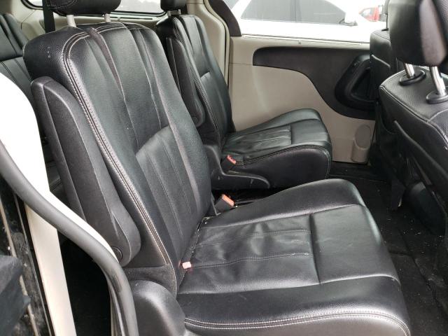 Photo 11 from auction – 2015 CHRYSLER TOWN & COU with VIN 2C4RC1BGXFR562811