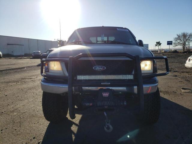 Photo 5 from auction – 2000 FORD F150 with VIN 2FTRX18L7YCB00401