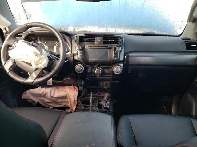 Photo 8 from auction – 2018 TOYOTA 4RUNNER SR with VIN JTEBU5JR2J5587812