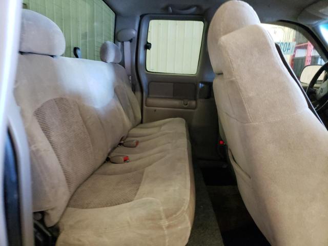 Photo 10 from auction – 2002 CHEVROLET SILVERADO with VIN 2GCEK19T221189860