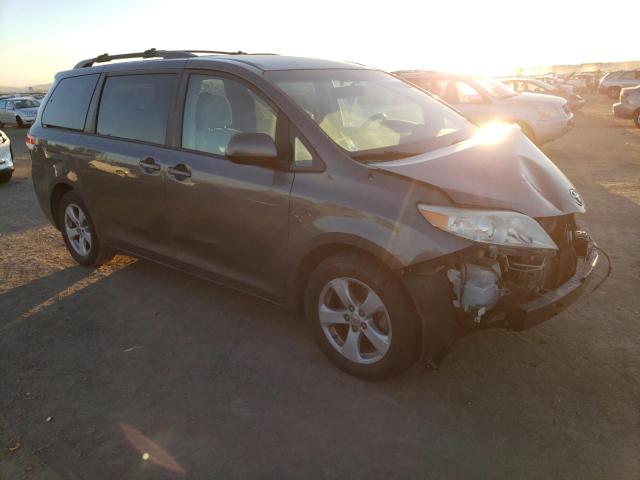 Photo 4 from auction – 2011 TOYOTA SIENNA LE with VIN 5TDKK3DC3BS167901